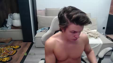 Snapshot of sunny1girl chatting on January 2026 07:55:01 AM Alice and Sergey online show from January 2026 07:55:01 AM