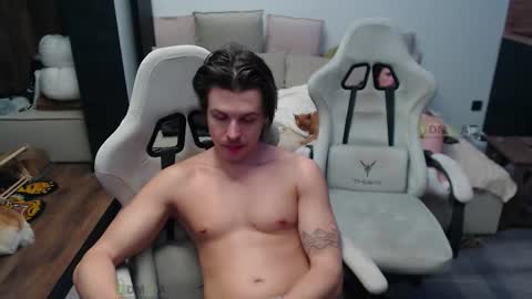 Snapshot of sunny1girl chatting on February 2026 08:24:02 PM Alice and Sergey online show from February 2026 08:24:02 PM