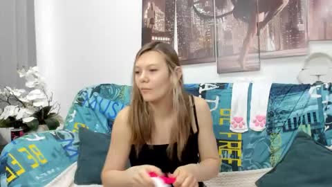 Sammy online show from October 2025 01:04:02 AM