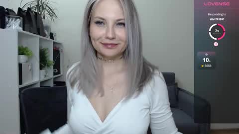 Naomi online show from December 2024 09:08:02 PM