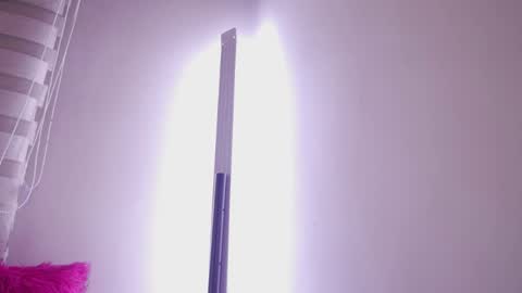 SUNNY online show from May 2026 03:04:02 AM