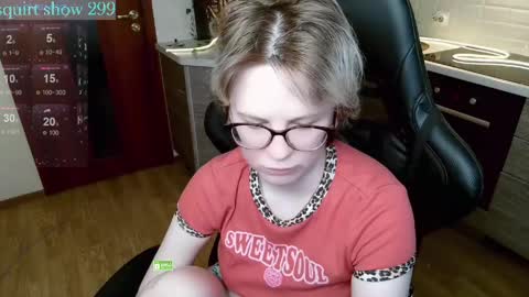Snapshot of sunny_mood chatting on May 2026 07:47:02 AM sunny mood online show from May 2026 07:47:02 AM