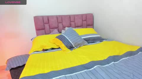 Sunny Leon Z online show from January 2025 05:45:02 AM