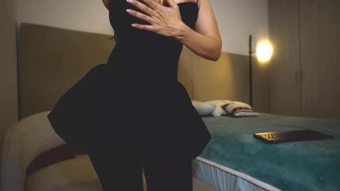 Snapshot of sunnymorrison chatting on November 2025 01:55:01 PM sol online show from November 2025 01:55:01 PM