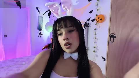    online show from October 2025 02:38:02 PM