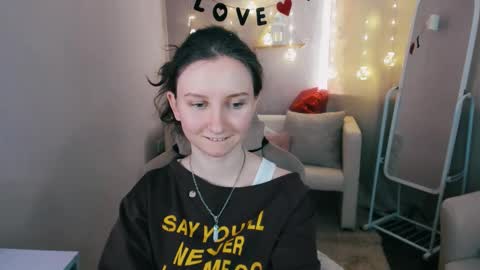 Snapshot of sunshine_blaze chatting on February 2026 07:51:01 AM Alice online show from February 2026 07:51:01 AM