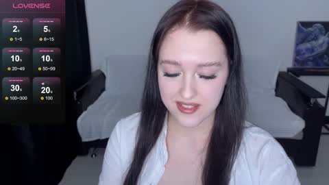 sunshine_j online show from November 2025 07:05:02 PM