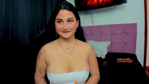 Andrea Rodriguez online show from September 2025 07:28:02 PM