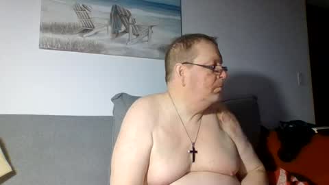 Snapshot of sunspotbaby chatting on July 2026 01:33:01 AM Sunspotbaby online show from July 2026 01:33:01 AM