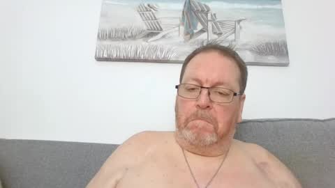 Snapshot of sunspotbaby chatting on August 2026 08:01:01 PM Sunspotbaby online show from August 2026 08:01:01 PM