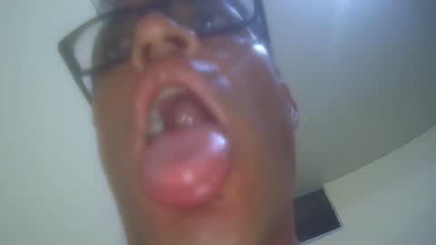 Snapshot of superboy977 chatting on April 2026 02:20:01 AM superboy977 online show from April 2026 02:20:01 AM