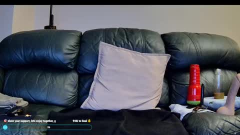 Snapshot of superduty5speed chatting on October 2025 05:02:02 AM Thomas online show from October 2025 05:02:02 AM