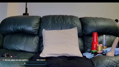 Snapshot of superduty5speed chatting on November 2025 07:52:02 PM Thomas online show from November 2025 07:52:02 PM