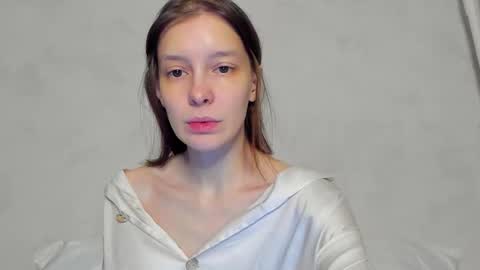 Una online show from February 2026 12:41:02 AM