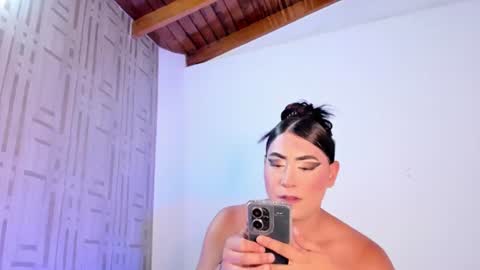 Snapshot of suprasexyjohn chatting on June 2026 05:59:01 PM llllSupra llll online show from June 2026 05:59:01 PM