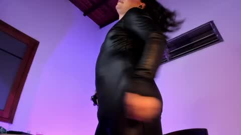 Snapshot of suprasexyjohn chatting on July 2026 01:19:02 AM llllSupra llll online show from July 2026 01:19:02 AM