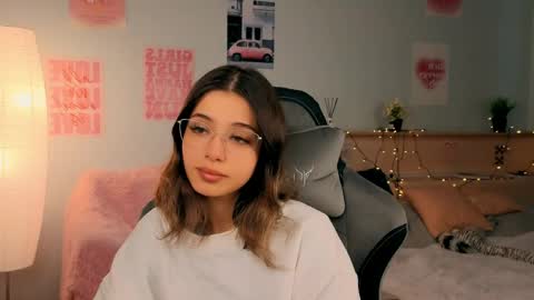 Sara online show from April 2026 01:20:01 PM
