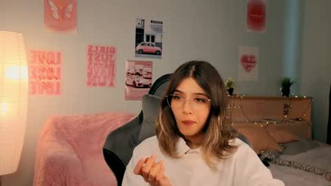 Sara online show from April 2026 01:16:02 PM