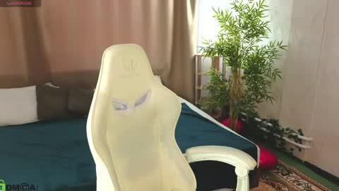 Annie online show from May 2026 01:56:02 AM