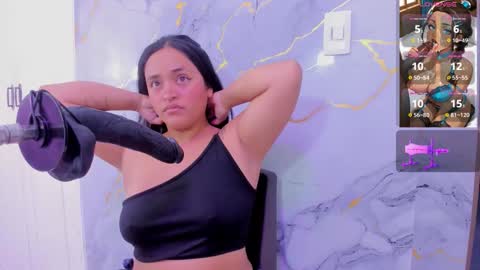 Snapshot of susan_bigass chatting on February 2026 11:33:01 AM Susan online show from February 2026 11:33:01 AM