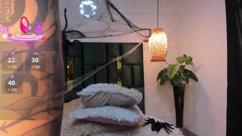 Susana W online show from October 2025 08:42:01 PM