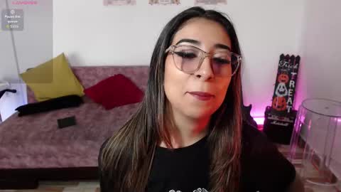 Snapshot of susanahendrix chatting on November 2025 06:32:01 PM Susana hendrix online show from November 2025 06:32:01 PM