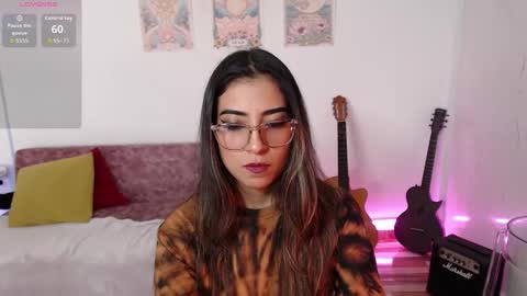 Snapshot of susanahendrix chatting on November 2025 06:29:01 PM Susana hendrix online show from November 2025 06:29:01 PM