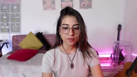 Snapshot of susanahendrix chatting on December 2025 06:23:01 PM Susana hendrix online show from December 2025 06:23:01 PM