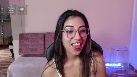 Snapshot of susanahendrix chatting on April 2026 06:16:01 PM Susana hendrix online show from April 2026 06:16:01 PM