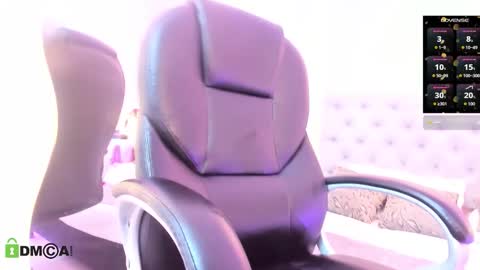 susana smith online show from October 2025 06:35:02 PM