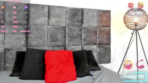 Susan online show from December 2024 08:43:01 PM