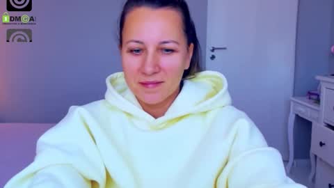 SusanJewel online show from September 2025 06:37:02 AM