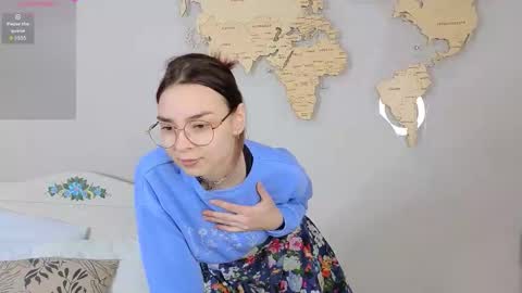 Snapshot of susannahtrojahn chatting on February 2026 03:20:01 PM susannahtrojahn online show from February 2026 03:20:01 PM