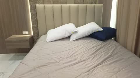 susannjohnson online show from February 2026 12:38:01 AM