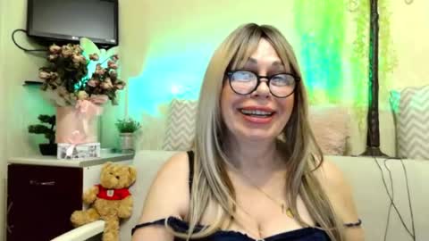 Snapshot of susiexnoreen chatting on July 2026 01:09:01 AM SusiexNoreen online show from July 2026 01:09:01 AM