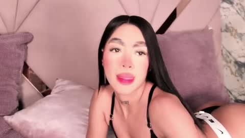 Sussie Tompsom online show from April 2026 03:19:01 AM