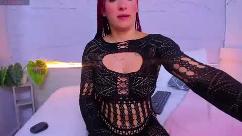Susy online show from July 2026 04:25:01 AM