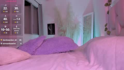 Snapshot of sussy_bell_ chatting on May 2026 01:57:16 AM sussy_bell_ online show from May 2026 01:57:16 AM