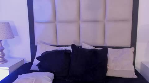sussyfoxx_ online show from March 2026 01:18:01 PM