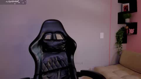 Snapshot of sussyprice chatting on March 2026 03:55:02 PM Sussy online show from March 2026 03:55:02 PM