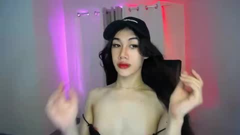 susie online show from December 2024 03:40:01 AM