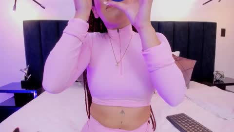 susyy online show from February 2026 04:19:02 AM