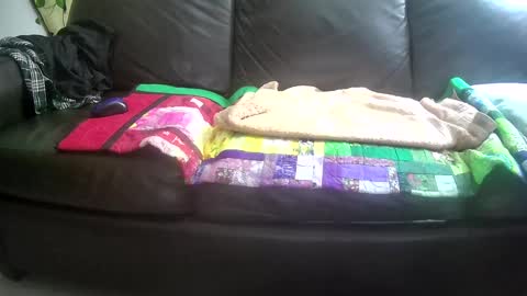 Snapshot of suv1 chatting on October 2025 03:21:02 AM Otto online show from October 2025 03:21:02 AM