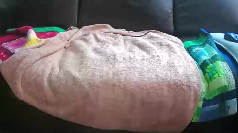 Snapshot of suv1 chatting on December 2025 06:48:02 PM Otto online show from December 2025 06:48:02 PM