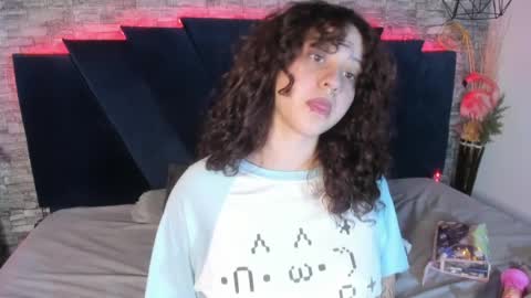 suxan_white online show from April 2026 12:10:01 PM