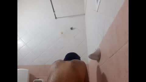 Snapshot of suxc69 chatting on December 2025 02:52:02 AM sexindi007 online show from December 2025 02:52:02 AM