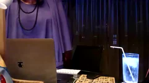 Snapshot of suzannebanci chatting on December 2025 02:12:02 PM My name is Sissy or more fully Suzanna Aprilia Maria Mariquita Catarina Chinita Banci. Soy una puta - que chimba ladybug online show from December 2025 02:12:02 PM