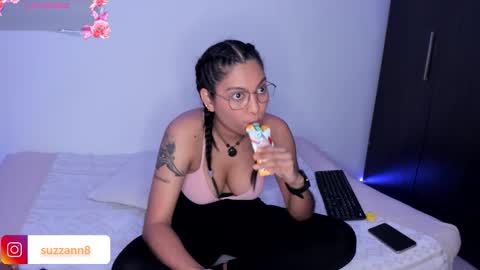 suzzann_rugg online show from February 2026 11:36:01 PM