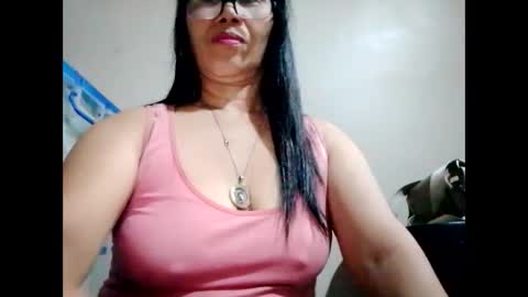 Snapshot of suzzie_hot chatting on December 2024 10:36:02 AM suzzie_hot online show from December 2024 10:36:02 AM