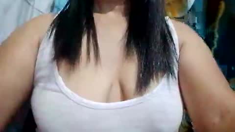 Snapshot of suzzie_hot chatting on February 2026 10:11:01 AM suzzie_hot online show from February 2026 10:11:01 AM